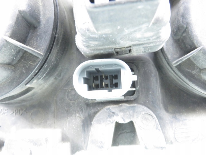 PHARE GAUCHE AVANT RENAULT SCENIC I 7700432098 7701047604
