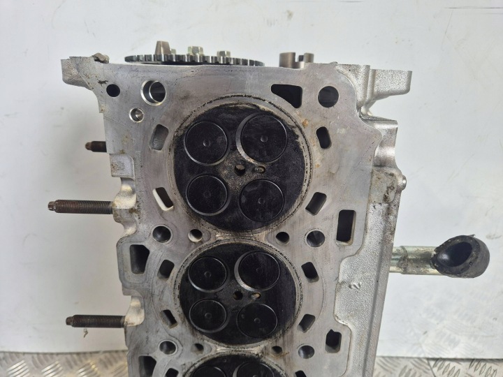 CULASSE MOTEUR LEXUS IS 220D 2.2 D-CAT 8Y01015