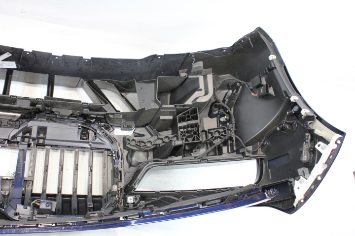 PARE-CHOCS AVANT MODULE BMW G70 US C3Z TANZANITE BLAU