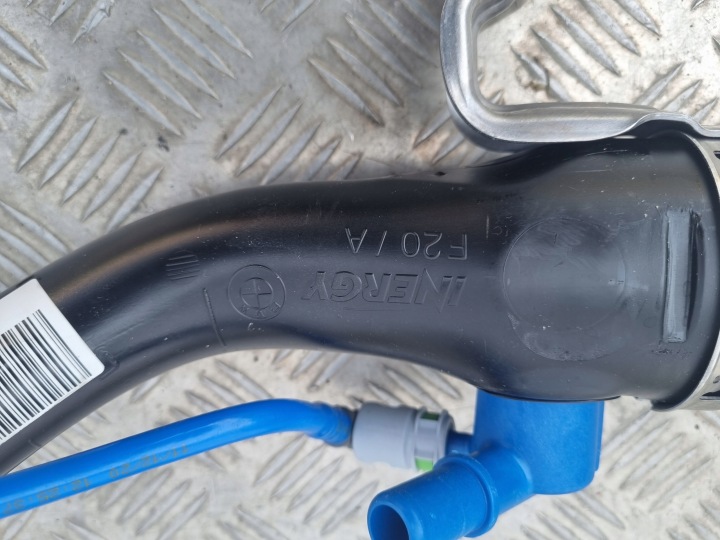 BMW 2 F22 M 240 GOULOTTE DE REMPLISSAGE DE CARBURANT 7244022