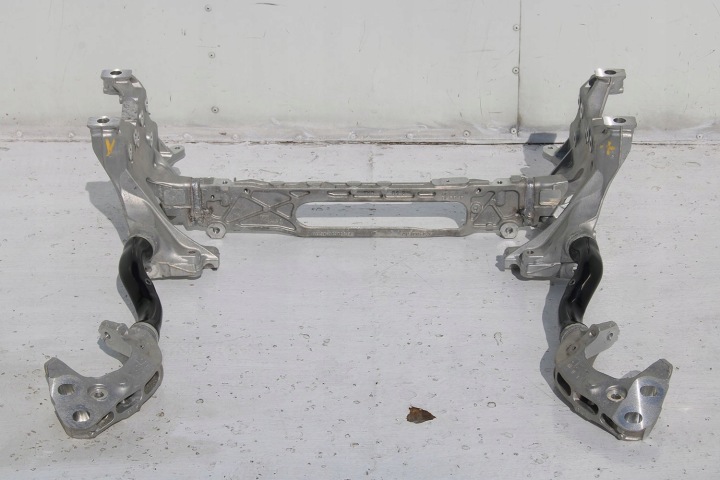 AUDI RSQ8 CHÂSSIS TRAVERSE 4M0399315AA AVANT POUTRE SUSPENSIONS AVANT 4M0 3