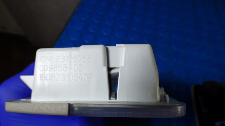 AMPOULE PLAFONNIERS 13429566 23175755 OPEL INSIGNIA A