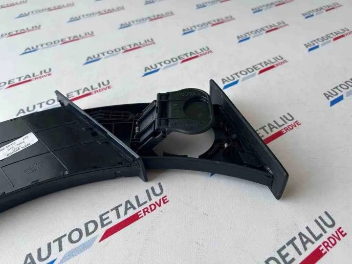 POIGNÉE SUR GODETS BMW 5 (E60) 7063104 2.0L DIESEL 2008