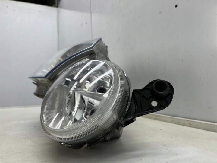 PHARE PROJECTEUR SKODA YETI 09-12R DROITE AVANT EUROPE ORIGINAL 5L1941018A