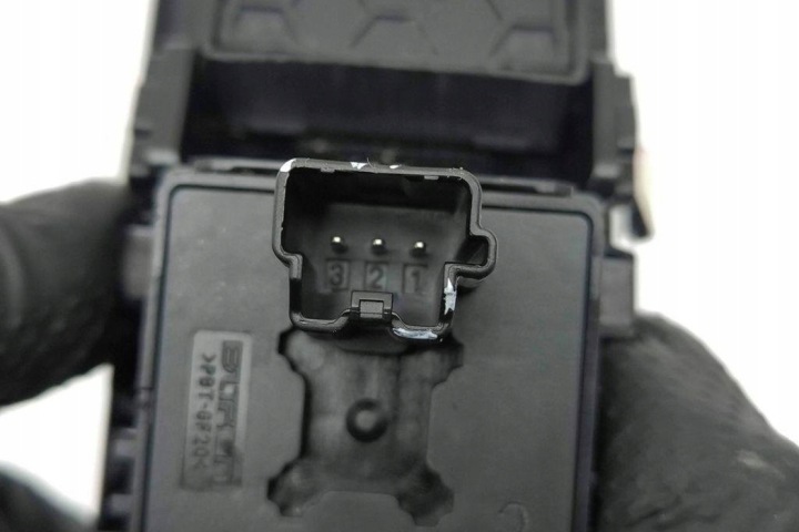 BOUTON COMMANDE VITRE GAUCHES AVANT PORTES OPEL ASTRA GAUCHE (O5)