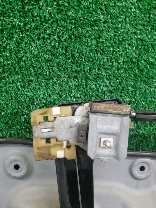 ÉLECTRO MÉCANISME VITRES DROIT AVANT VOLKSWAGEN TOURAN 1 1T1837730R