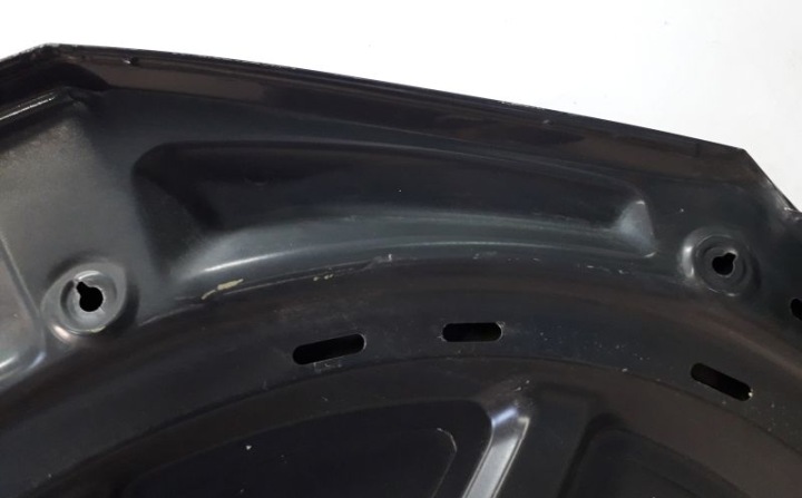 VOLKSWAGEN PASSAT B7 10-15 CAPOT COUVERCLE MOTEUR