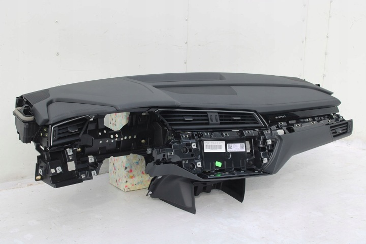 AUDI Q8 E-TRON CONSOLE TABLEAU DE BORD 4M 4KL857001 TABLEAU DE BORD COCKPIT TABLEAU DE BORD