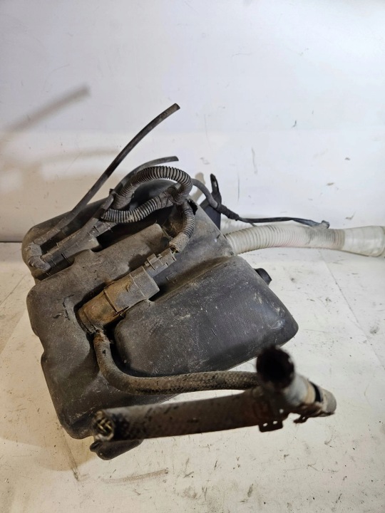 CITROEN C4 I 2008 RÉSERVOIR LIQUIDE VERS LAVE-GLACES VITRES AVANT AVANT