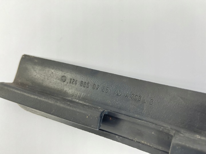 PROTECTION JOINT D'ÉTANCHÉITÉ GAUCHE PARE-CHOCS ARRIÈRE ARRIÈRE MERCEDES W124 1248850785
