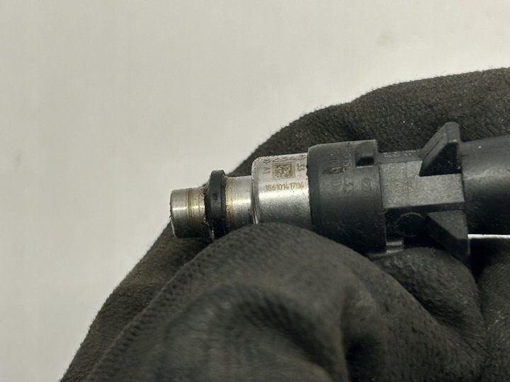 DODGE CHALLENGER INJECTEUR FUEL INJECTOR 05184085AD 2019 3600CM3
