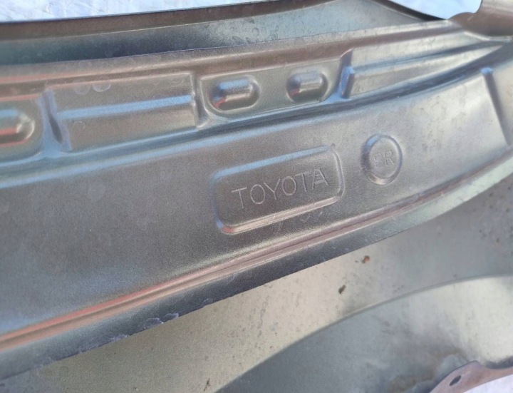 TOYOTA PRIUS 4 IV 15-23 AILE AVANT AVANT DROIT