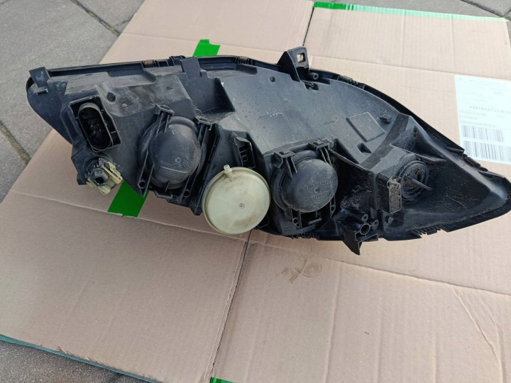 PHARE GAUCHE AVANT AVANT PROJECTEUR EUROPE MERCEDES-BENZ A W169 LIFT