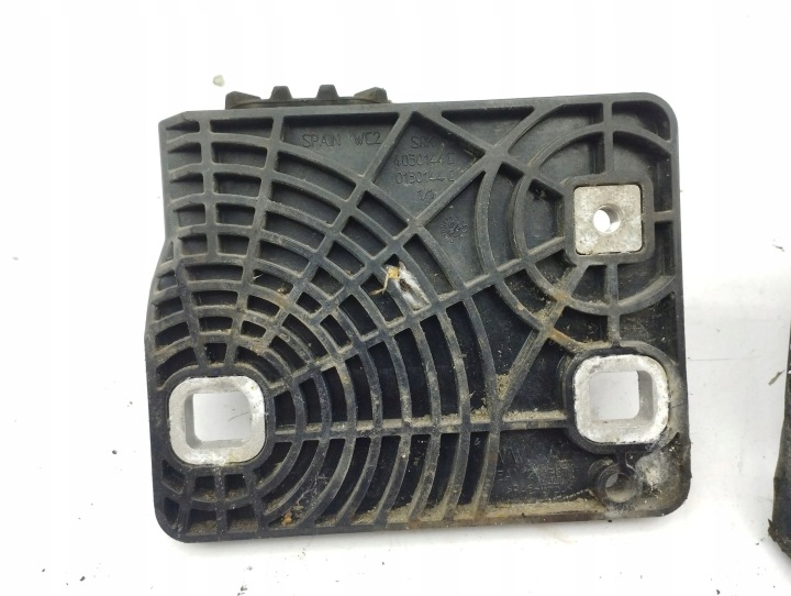 VOLKSWAGEN ID.3 2020 FIXATION RADIATEUR 1EA121367E