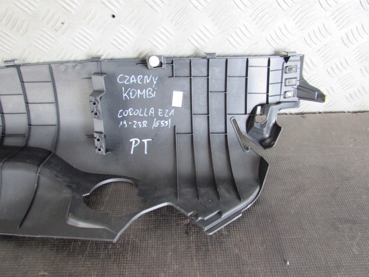 PROTECTION COUVERCLES DE COFFRE DROIT ARRIÈRE 62551-02730 TOYOTA COROLLA E21 19-23 HYBRID