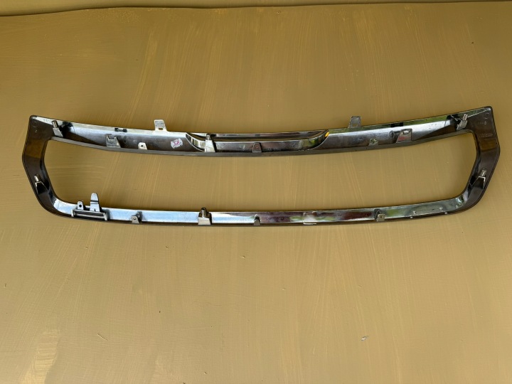 PEUGEOT PARTENAIRE 2 II LIFT 15-18R CHÂSSIS MOULURE GRILLE DE RADIATEUR AVANT 9810964777
