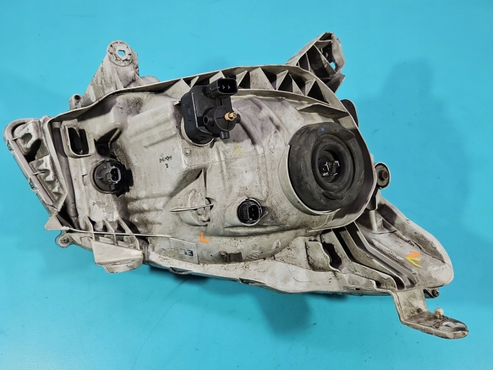 PROJECTEUR GAUCHE PHARE AVANT ISUZU D-MAX II 11-19 EUROPE