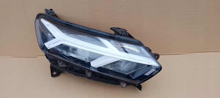 PHARE AVANT AVANT DROITE DACIA SANDERO III 3 20-24ROK LED 260107978R ORIGINAL