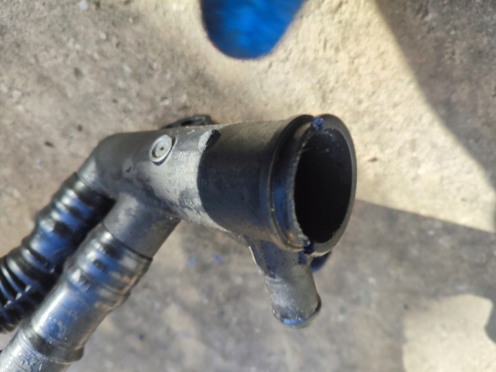 TUYAU FIL FORD FOCUS MK2 1.6 TDCI 9647768980