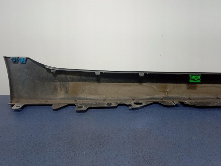 BMW OE 8069381 MOULURE SEUIL