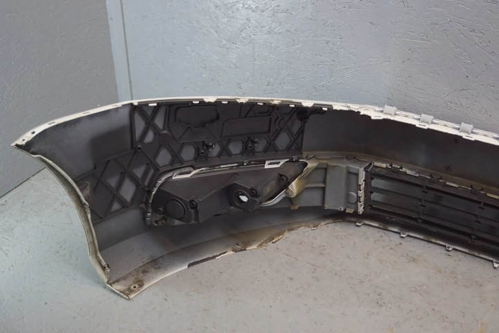 PARE-CHOCS AVANT VW PASSAT B7 (Z1531)