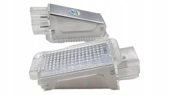 DIODO LUMINOSO LED RETROILUMINACIÓN INTERIOR DE PUERTA VW PASSAT B5 1998-2005 PASSAT B6 2006-2010 