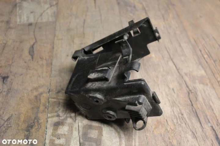 BOÎTE BATTERIE VT1300 CS SABRE