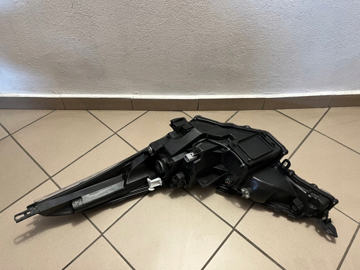 PHARE AVANT AVANT DROITE TOYOTA CHR C-HR LED 16-