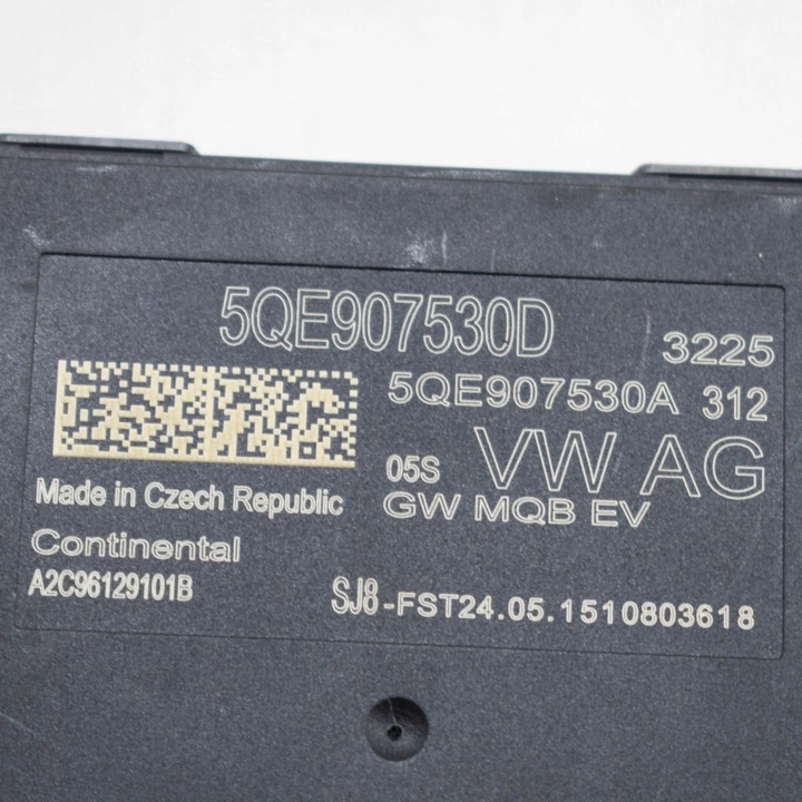 AUDI A3 S3 8V 2016 MODULE COMMANDE GATEWAY