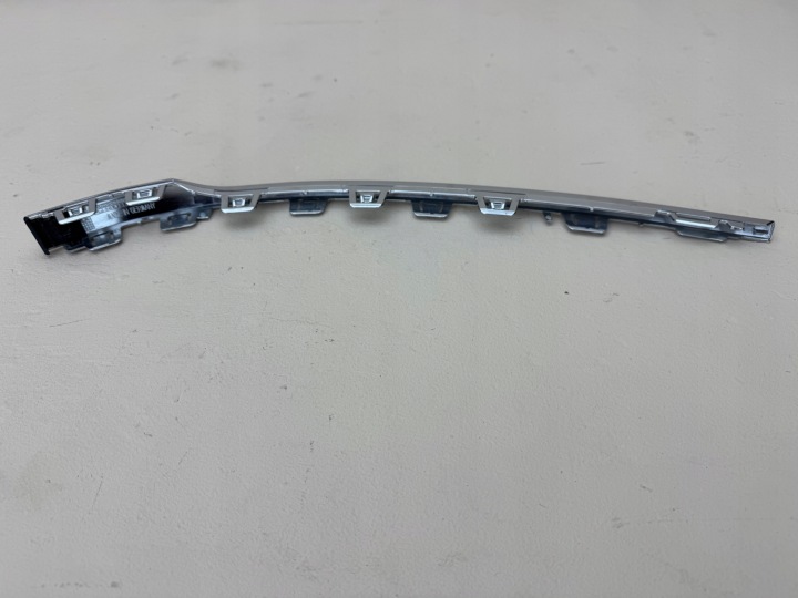 VW PASSAT B8 14R- MOULURE PARE-CHOCS GAUCHE AVANT CHROME 3G0853253