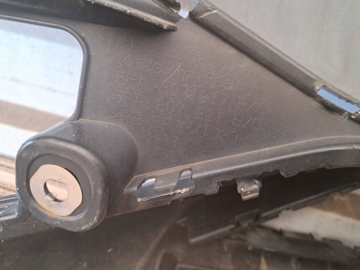 PARE-CHOCS AVANT AVANT SEAT LEON 4 IV