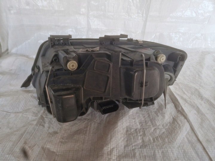 AUDI A6 C5 PHARE RZEDNIA GAUCHE PROJECTEUR 1EL007821