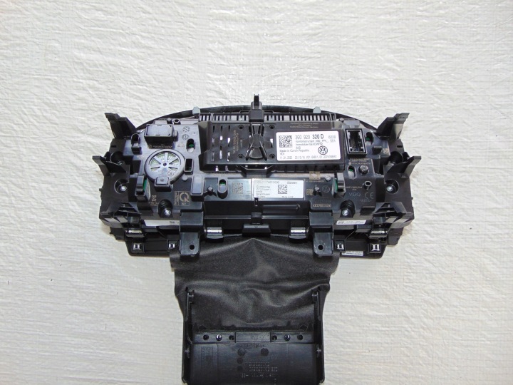 VW PASSAT B8 ARTEON COMPTEUR COMPTEUR VIRTUAL LCD LIFT 12KM 3G0920320D
