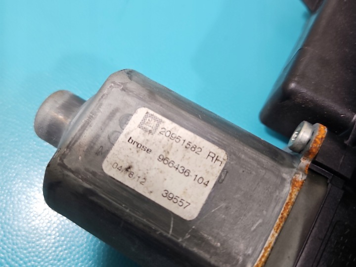 ÉLÉVATEUR AVANT DROIT VITRES LÈVE-VITRE 13260138 20951582 OPEL ZAFIRA C 7PIN 5D H