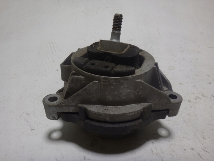 COUSSIN MOTEUR DROITE BMW F20 F30 F32 F25 F26 N20 B48 N47 B46