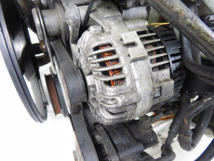 MOTEUR BMW E36 325 TD M51D25