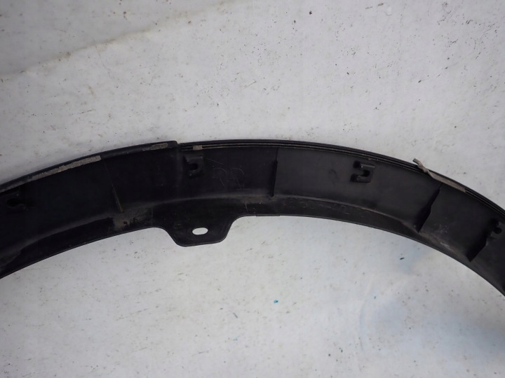 TOYOTA RAV4 IV LIFT 15- MOULURE GARDE-BOUE DROITE ARRIÈRE