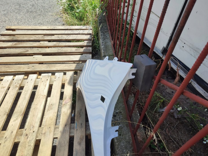 AILE GAUCHE AVANT AVANT OPEL ADAM 01.13-05.19R PEINTURE Z41G