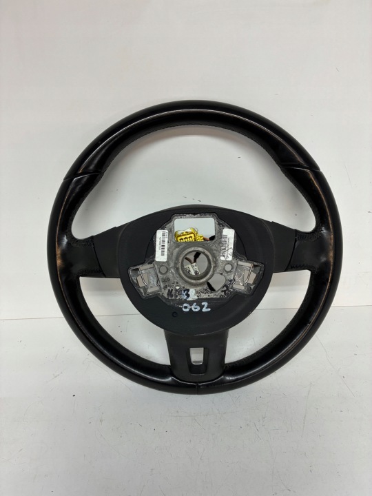 VW PASSAT B6 VOLANT CUIR MULTIFONCTION