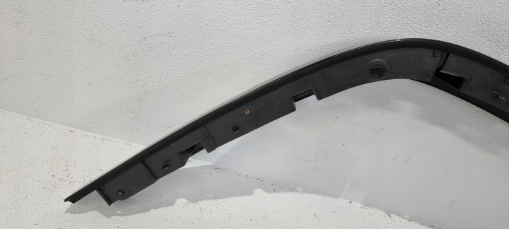 MOULURE GARDE-BOUE GAUCHE AVANT MERCEDES G W463 LIFT 18-24 9197