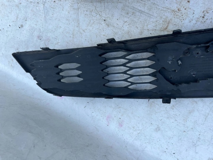 GRILLE CALANDRE FORD MUSTANG V 12-15 PARE-CHOCS AVANT