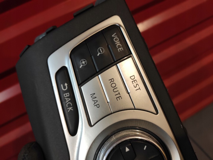 NISSAN MURANO II Z51 2.5DCI PANNEAU BOUTONS COMMUTATEUR RADIO NAVIGATION