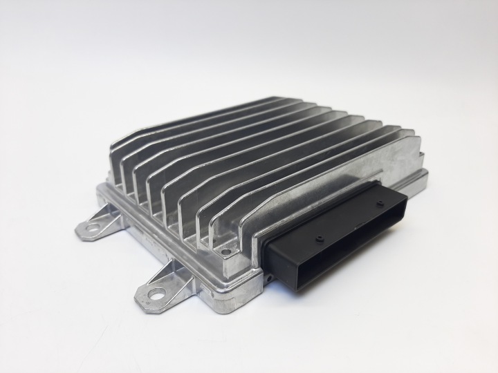AUDI 8Y0 AMPLIFICATEUR HARMAN 8Y0035465A