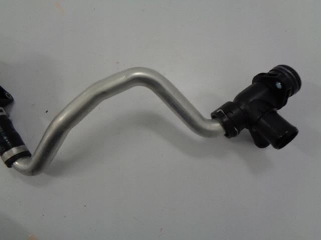 FORD FIESTA MK8 19R 1.1 CHÂSSIS THERMOSTAT BRIDE