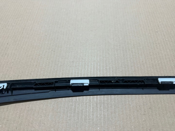 PEUGEOT 308 T7 MOULURE PARE-BRISE GAUCHE 9680623780