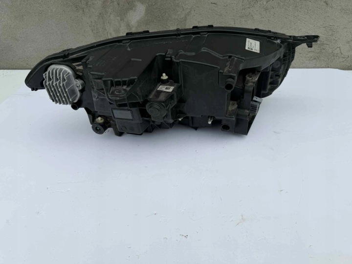VOLVO XC90 II PHARE GAUCHE AVANT AVANT COMPLET LED 7389
