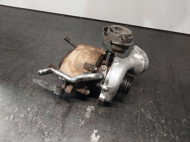 BMW E46 2.0 D TURBOCOMPRESSEUR 77876261