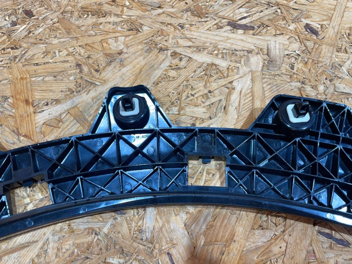 MAZDA CX3 CX-3 14-18 GLISSIÈRE POIGNÉE FIXATION PARE-CHOCS GAUCHE ARRIÈRE ARRIÈRE