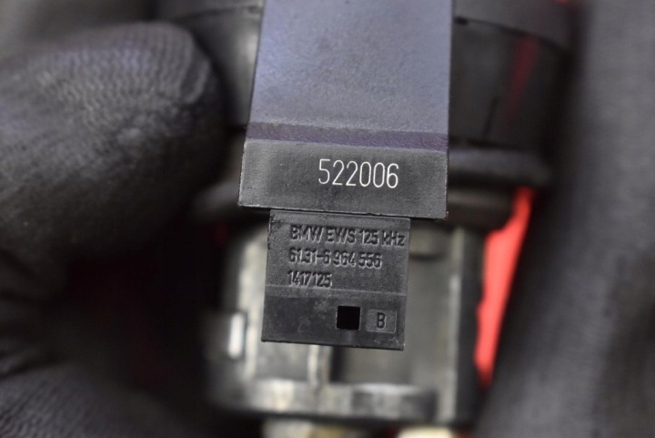 CONTACTEUR D'ALLUMAGE CLÉ SEMELLE 1094686 BMW X3 E83 3.0 D 218 KM XDRIVE 03-06