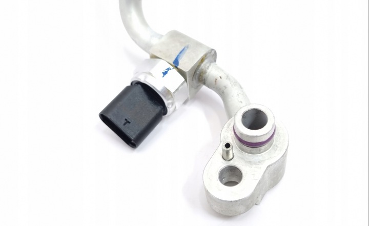 FIL CLIMATISATION AUDI E-TRON 4KE816721F
